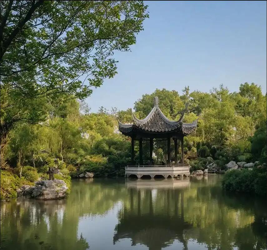 龙江县灵雁餐饮有限公司